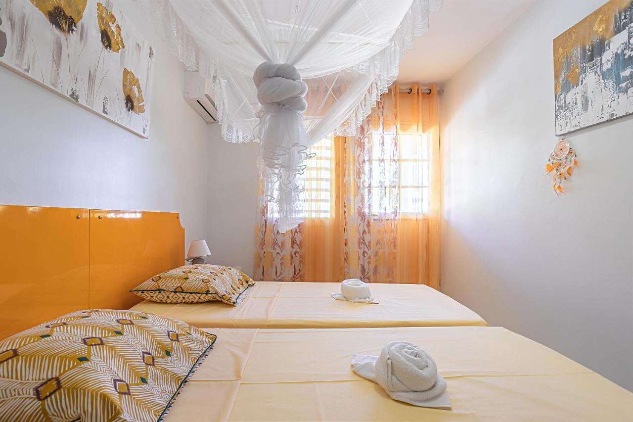 Villa Dalhia Pointe-Noire Buitenkant foto